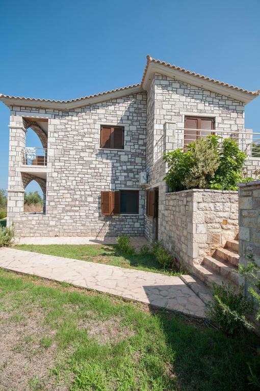 Diamond Giannopoulos Elea Kyparissia
